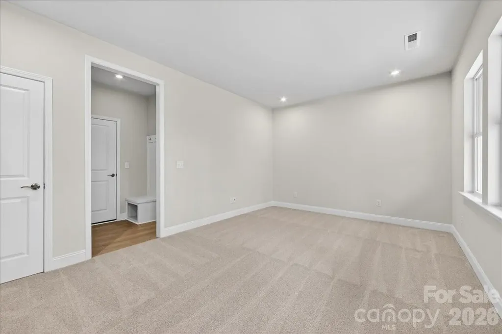 7933 Cedarsmith Court Charlotte NC 28217