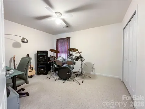 15137 Oldcorn Lane Charlotte NC 28262