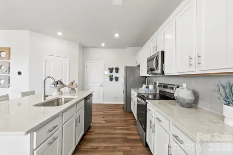 685 Cashion Road York SC 29745