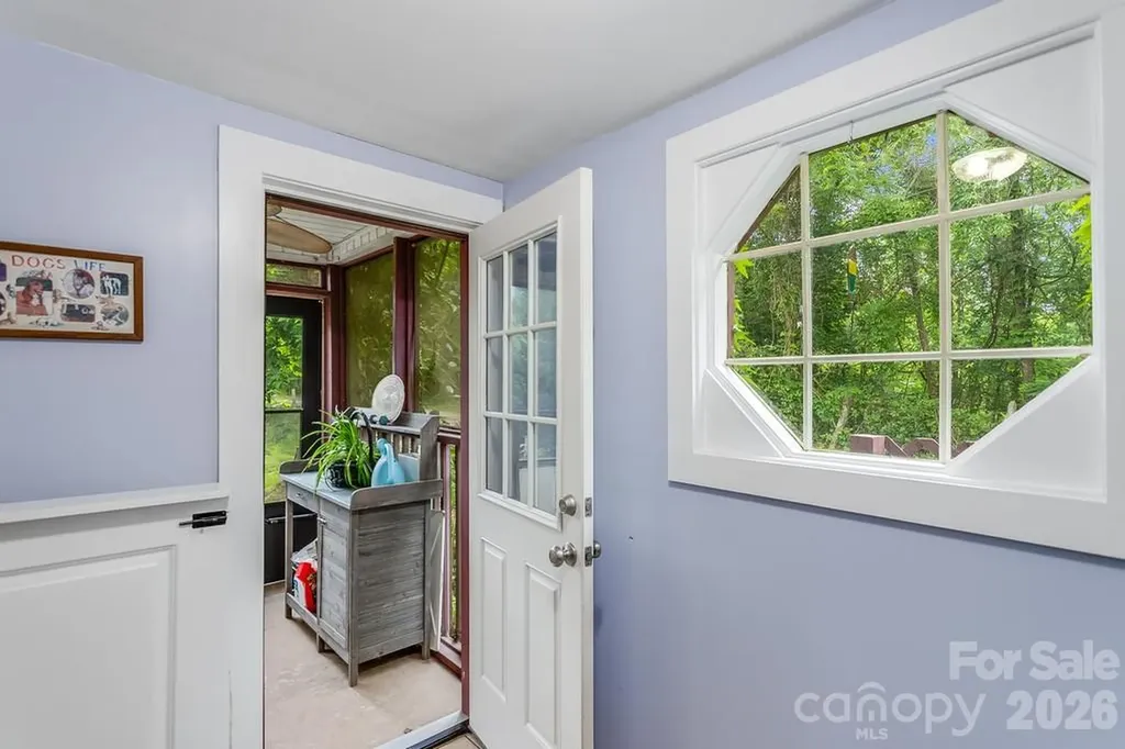 3 Odie Lane Candler NC 28715