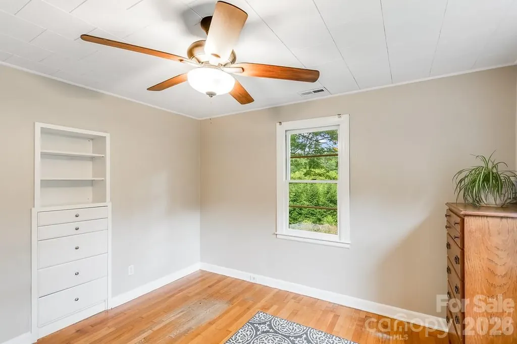 3 Odie Lane Candler NC 28715