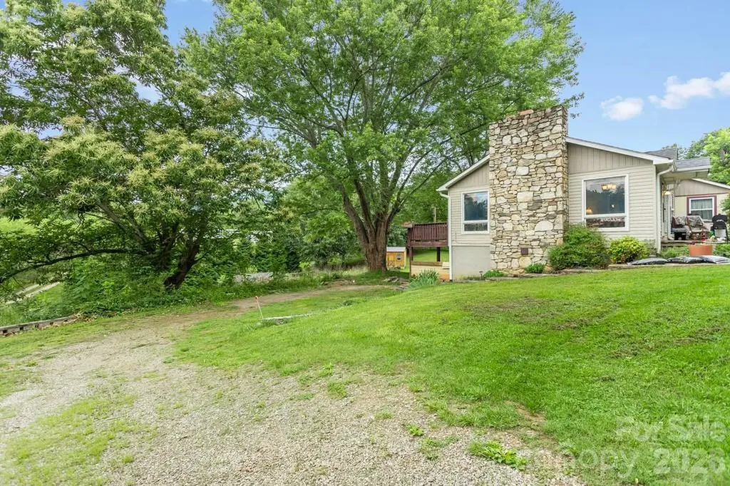 3 Odie Lane Candler NC 28715