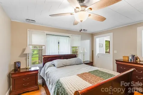 3 Odie Lane Candler NC 28715