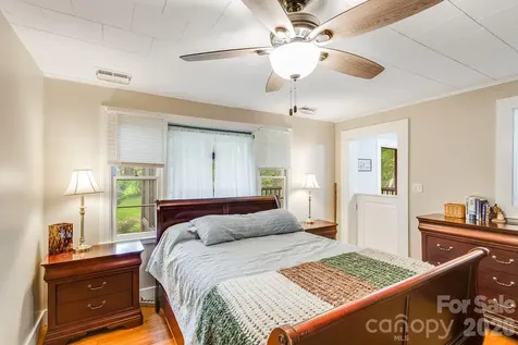 3 Odie Lane Candler NC 28715
