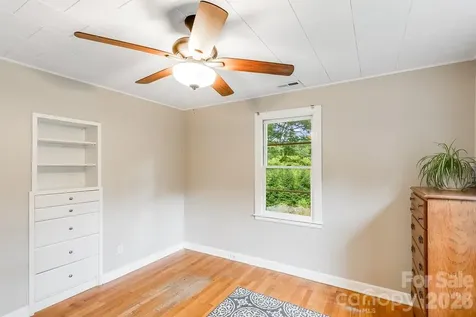 3 Odie Lane Candler NC 28715