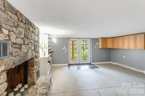 3 Odie Lane Candler NC 28715