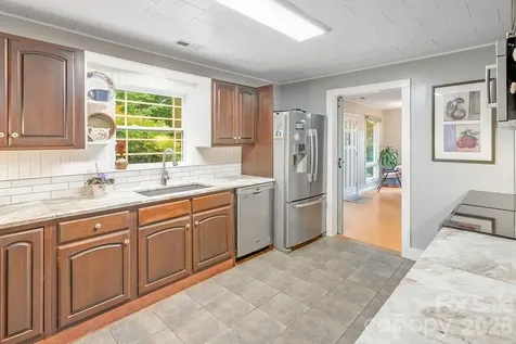 3 Odie Lane Candler NC 28715