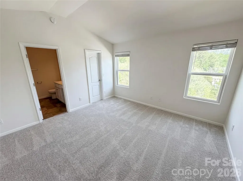 8321 Candlenut Lane Charlotte NC 28215