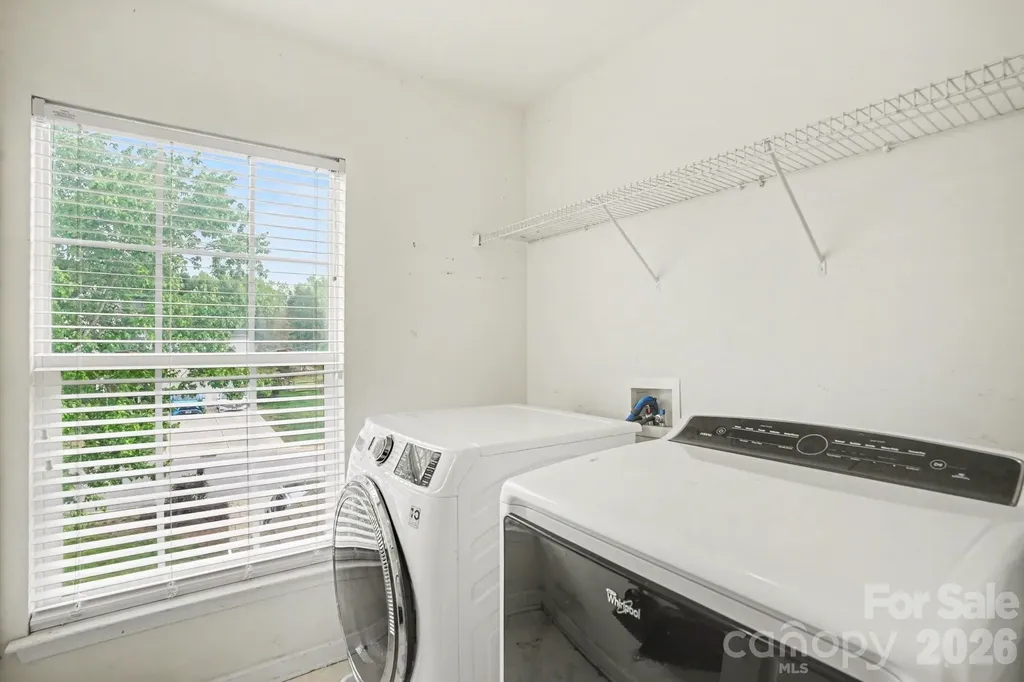 6128 Roseway Court Harrisburg NC 28075
