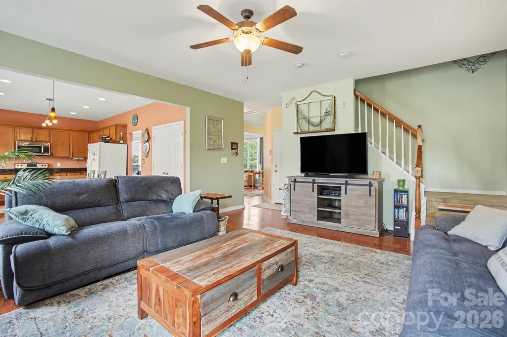 6128 Roseway Court Harrisburg NC 28075