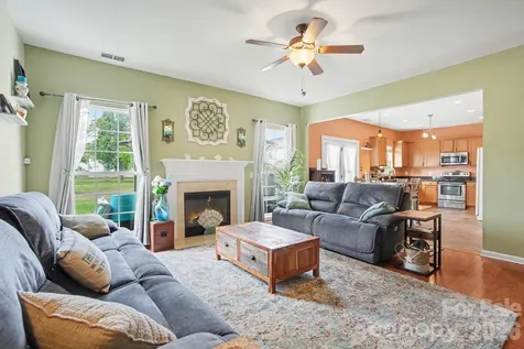 6128 Roseway Court Harrisburg NC 28075