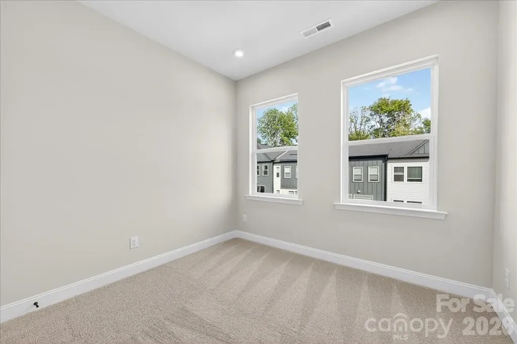 7929 Cedarsmith Court Charlotte NC 28217