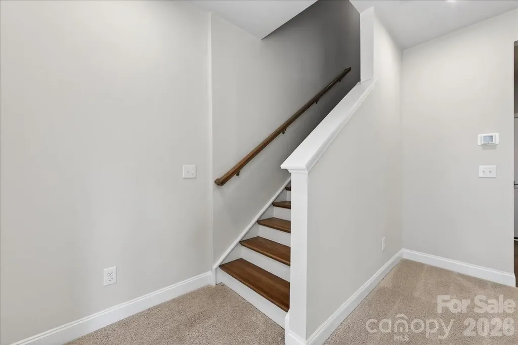 7929 Cedarsmith Court Charlotte NC 28217