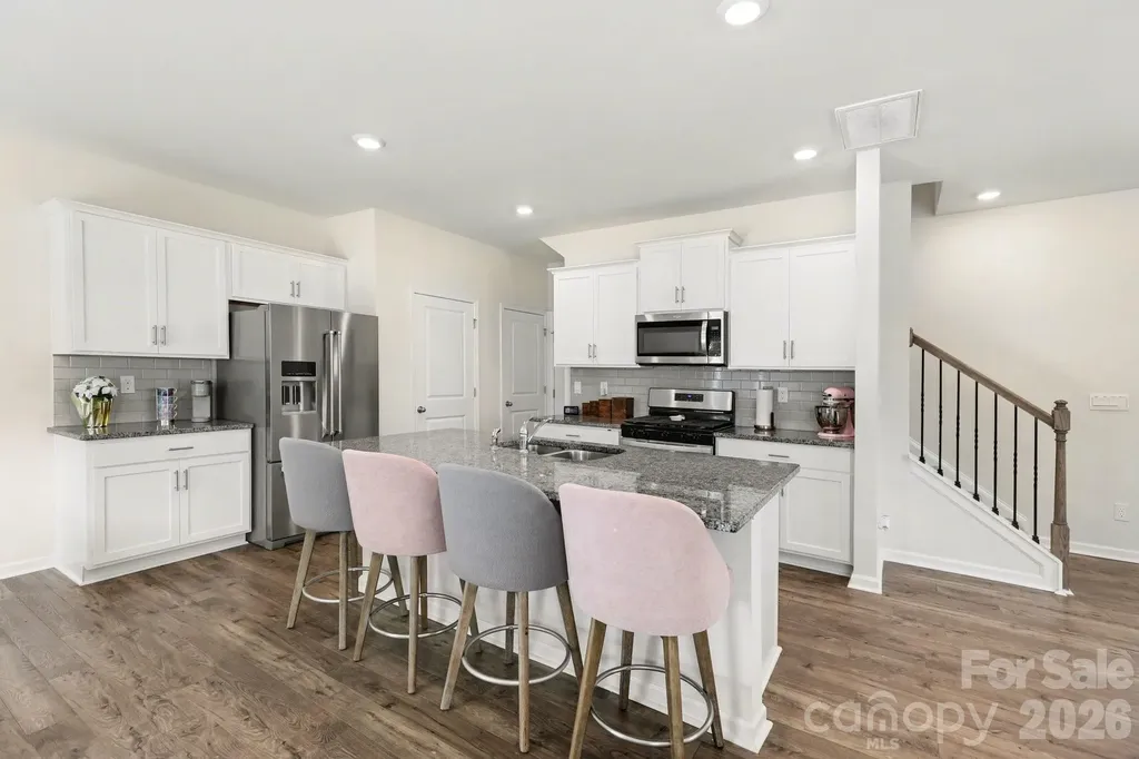 8133 Clairwood Drive Charlotte NC 28269