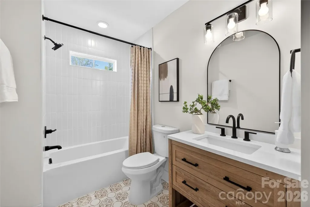 309 W Gold Street Kings Mountain NC 28086