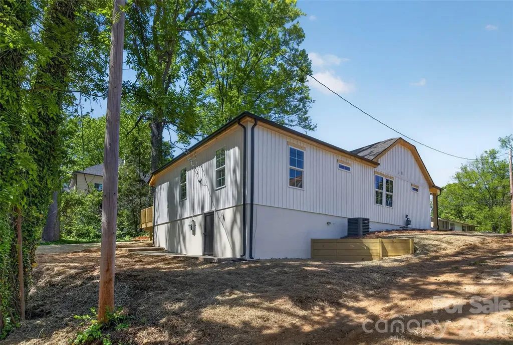 309 W Gold Street Kings Mountain NC 28086