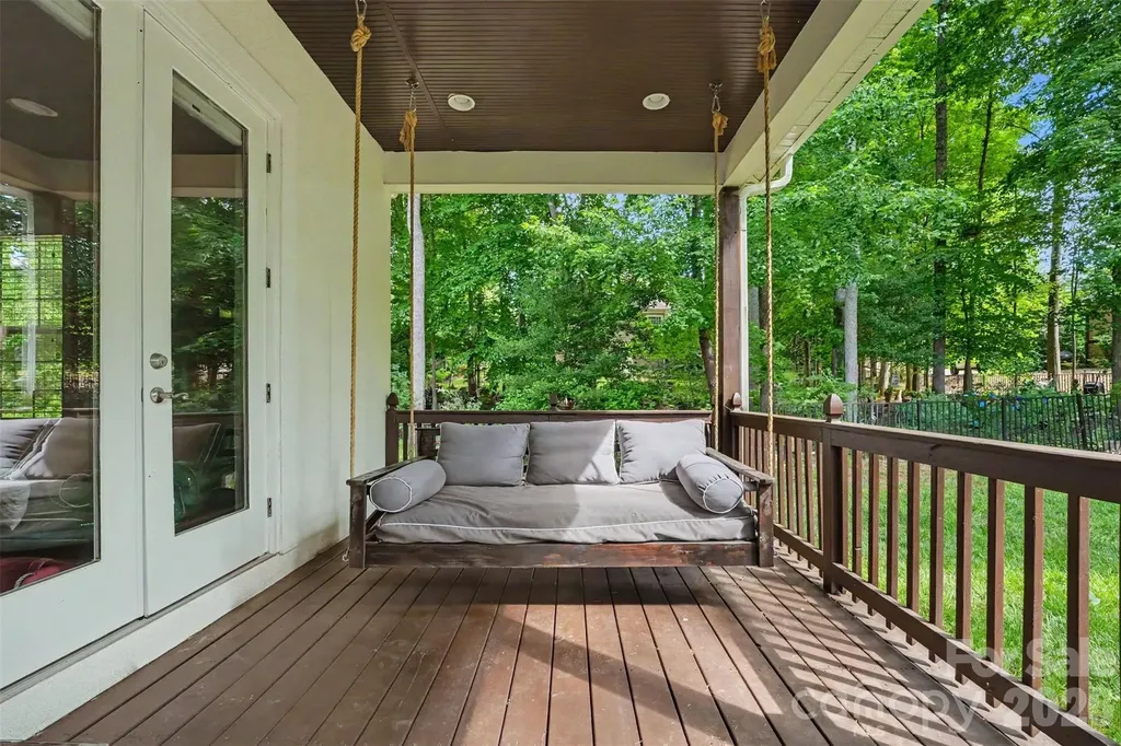 7575 Cottonwood Drive Denver NC 28037