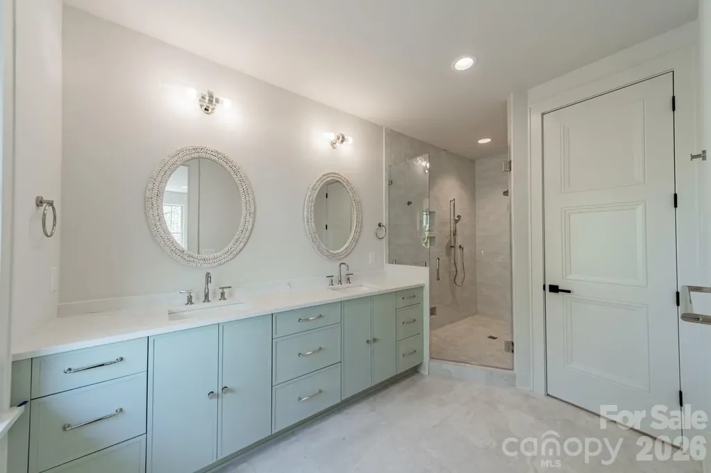 1052 Ventosa Drive Denver NC 28037