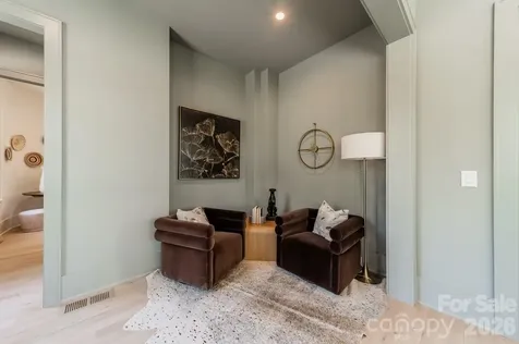1052 Ventosa Drive Denver NC 28037