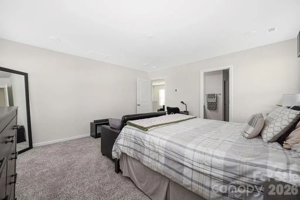 1135 Harland Street Charlotte NC 28216