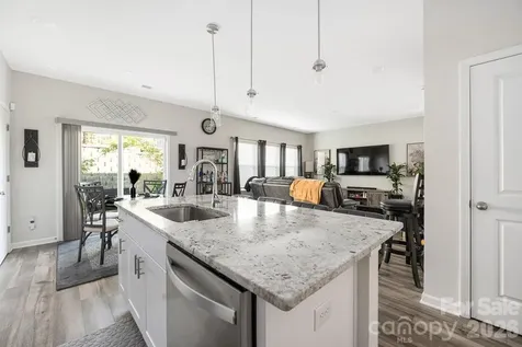 1135 Harland Street Charlotte NC 28216