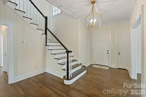 3114 N Center Street Hickory NC 28601