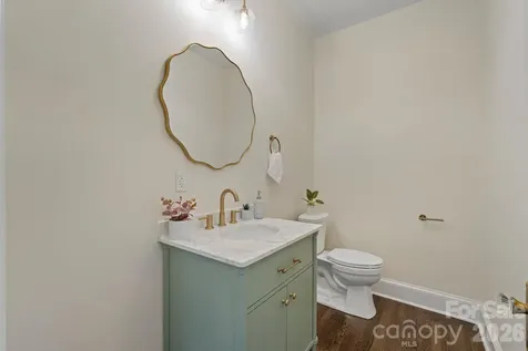 3114 N Center Street Hickory NC 28601