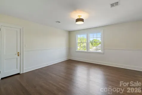 3114 N Center Street Hickory NC 28601