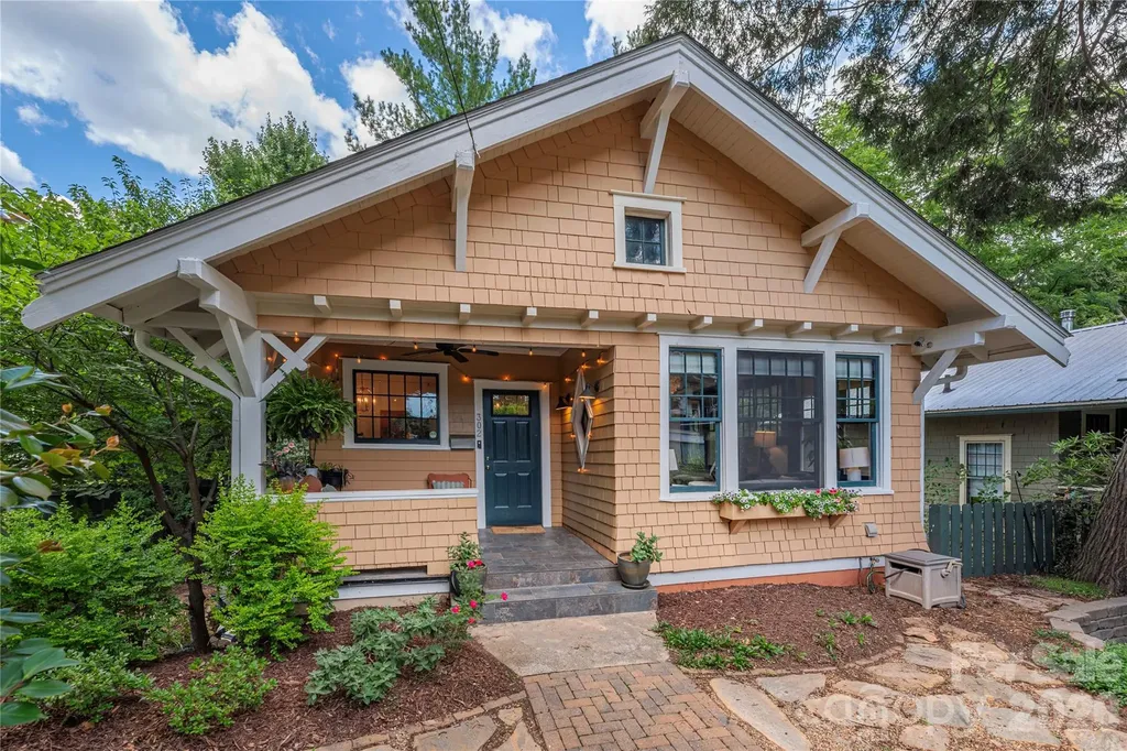 302 Hillside Street Asheville NC 28801