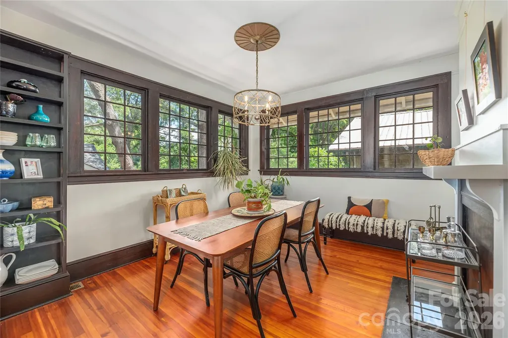 302 Hillside Street Asheville NC 28801