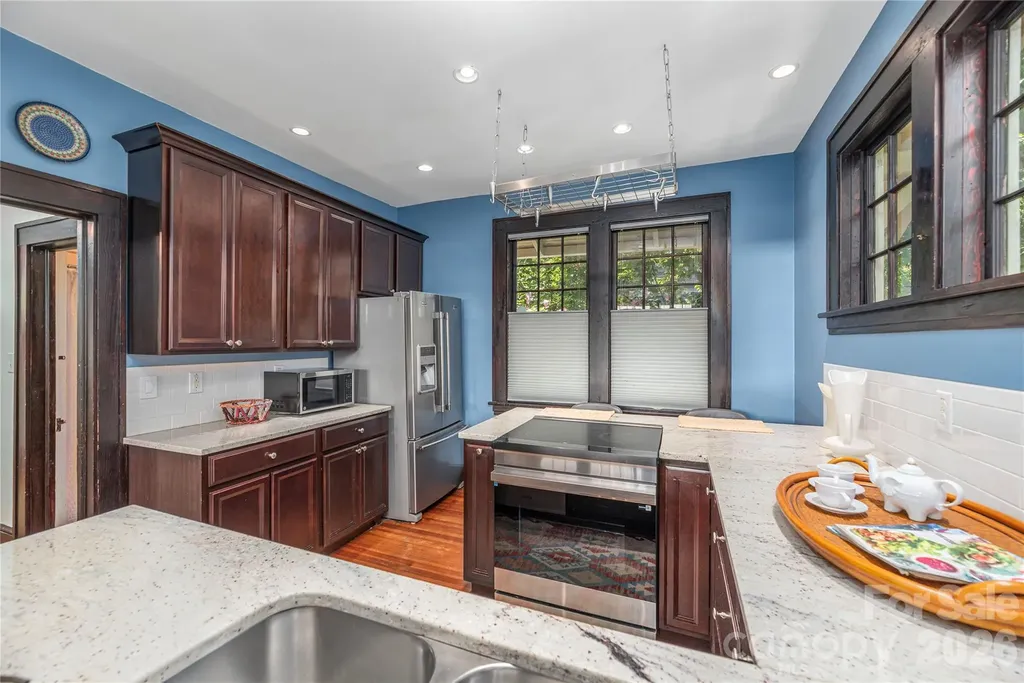 302 Hillside Street Asheville NC 28801