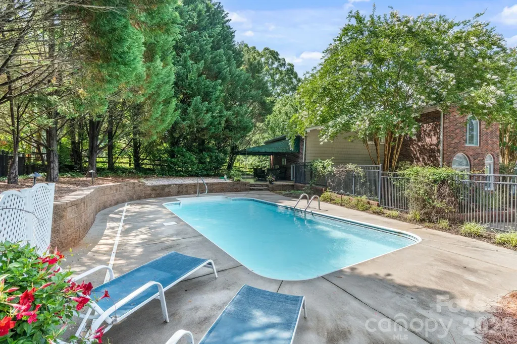 24756 Strand Drive Albemarle NC 28001