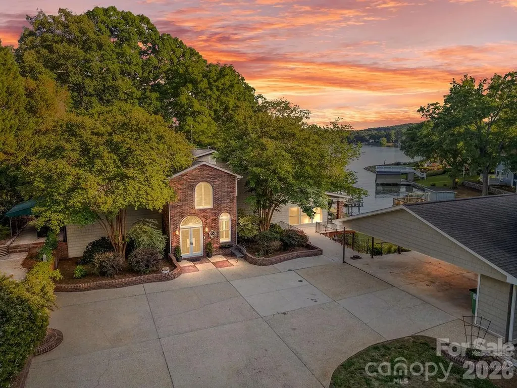 24756 Strand Drive Albemarle NC 28001
