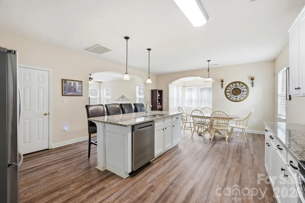 6629 Thistle Down Drive Harrisburg NC 28075