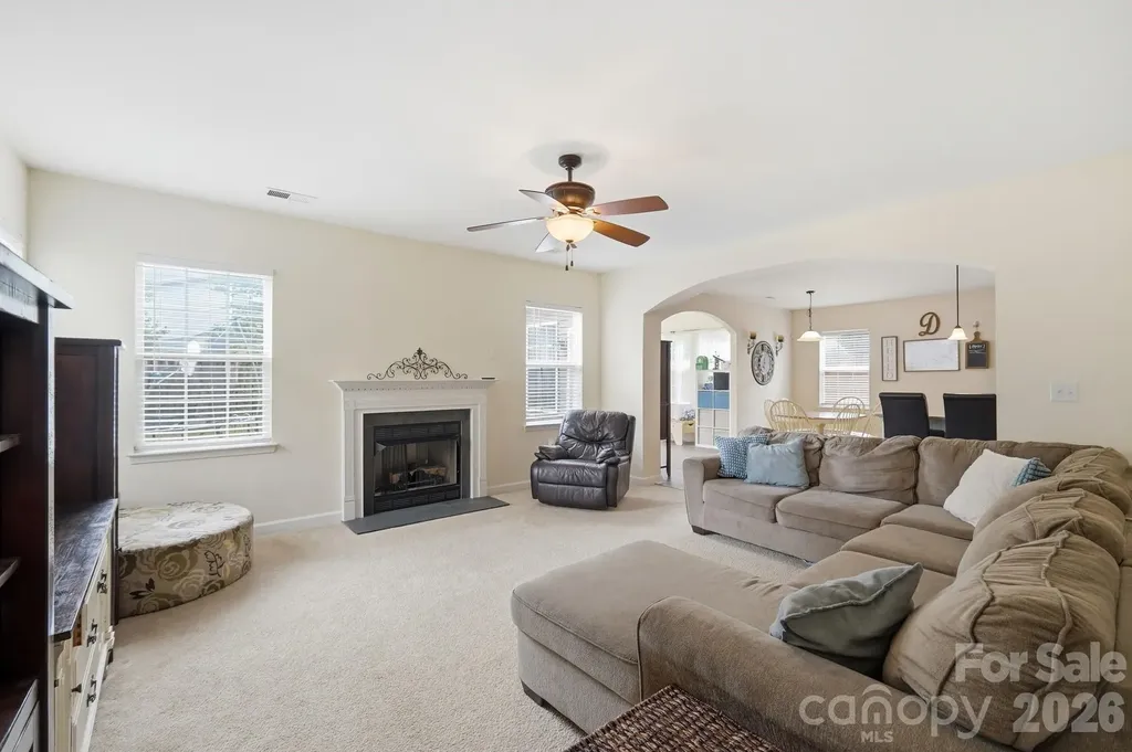 6629 Thistle Down Drive Harrisburg NC 28075
