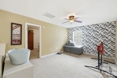 6629 Thistle Down Drive Harrisburg NC 28075