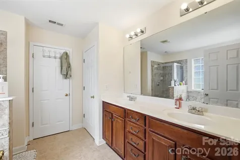 6629 Thistle Down Drive Harrisburg NC 28075