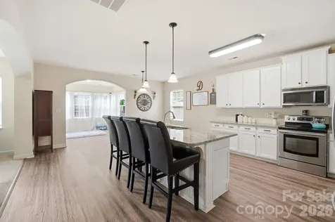 6629 Thistle Down Drive Harrisburg NC 28075