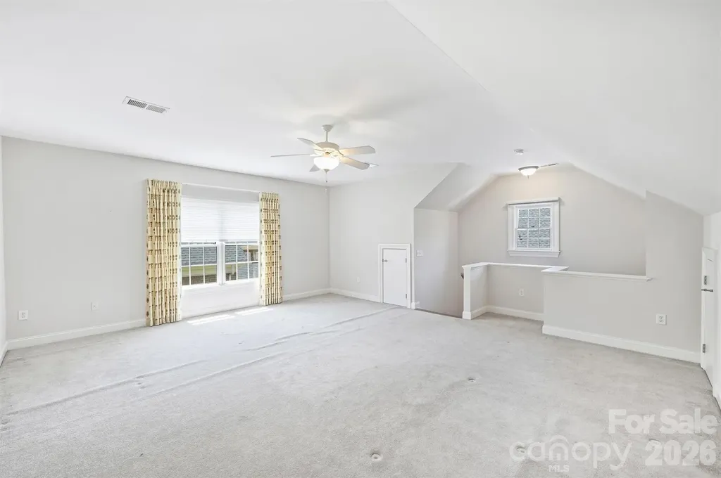 1115 S Kings Drive Charlotte NC 28207