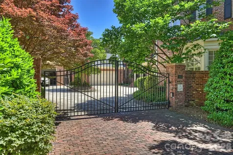 1115 S Kings Drive Charlotte NC 28207