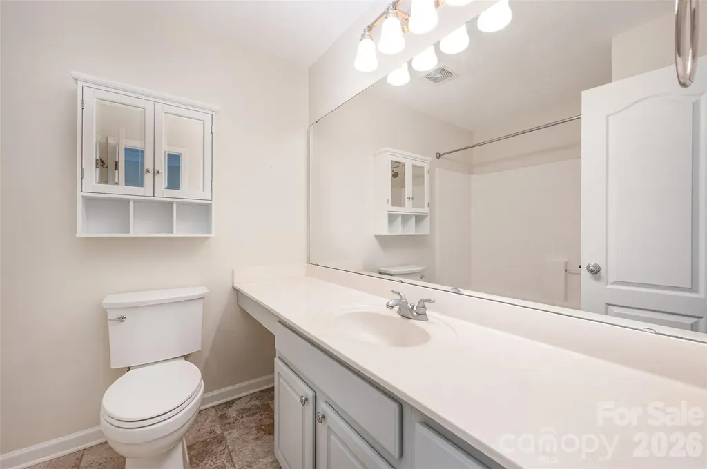1218 Green Oaks Lane Charlotte NC 28205