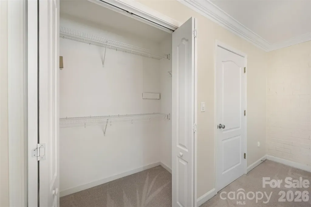 1218 Green Oaks Lane Charlotte NC 28205