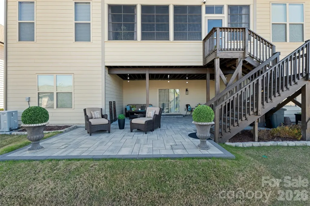 82212 Standing Oak Drive Charlotte NC 28278