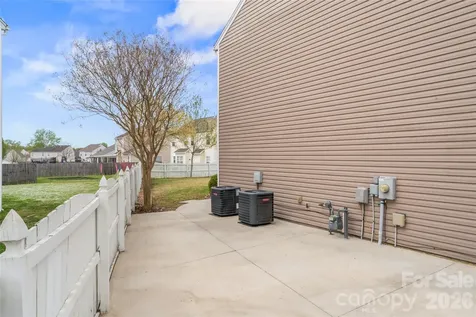 14913 Asheton Creek Drive Charlotte NC 28273