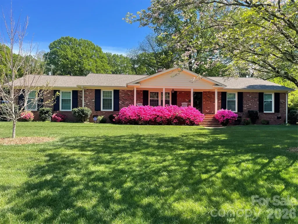 5022 Cheviot Road Charlotte NC 28269