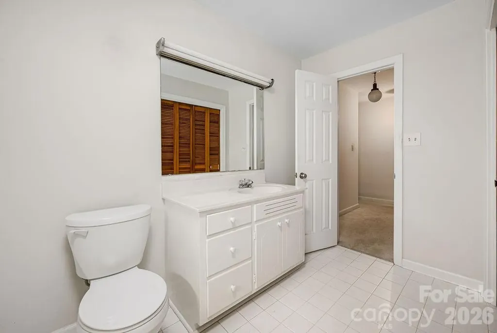 5022 Cheviot Road Charlotte NC 28269