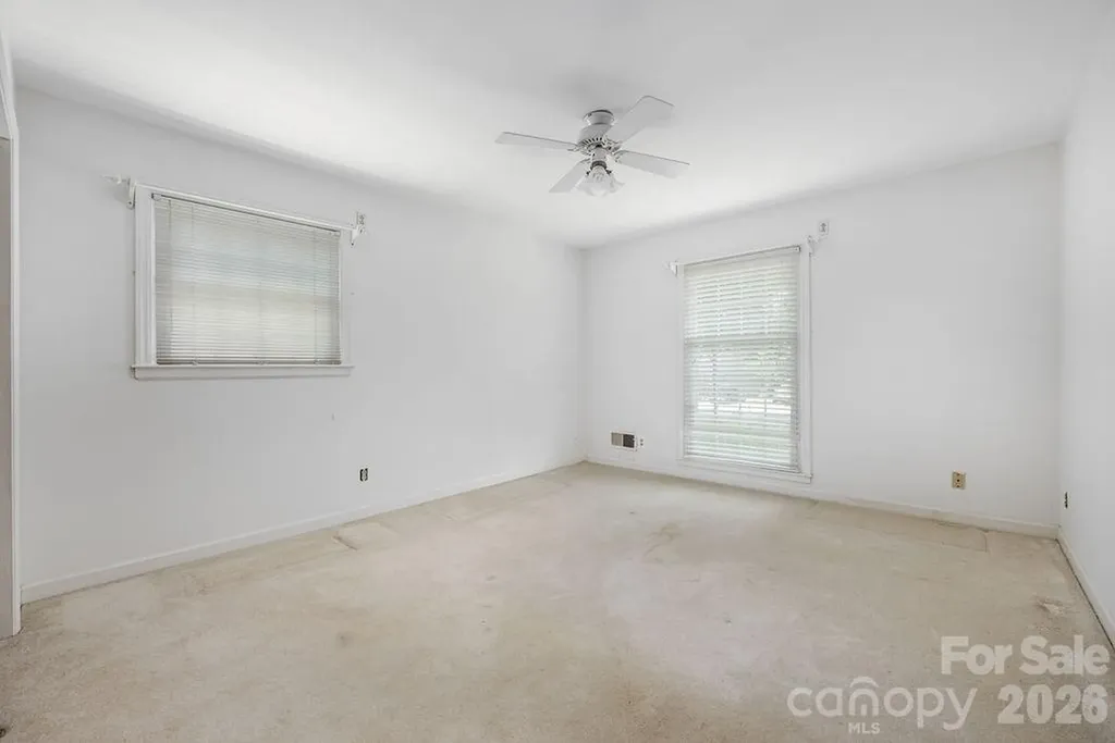 5022 Cheviot Road Charlotte NC 28269