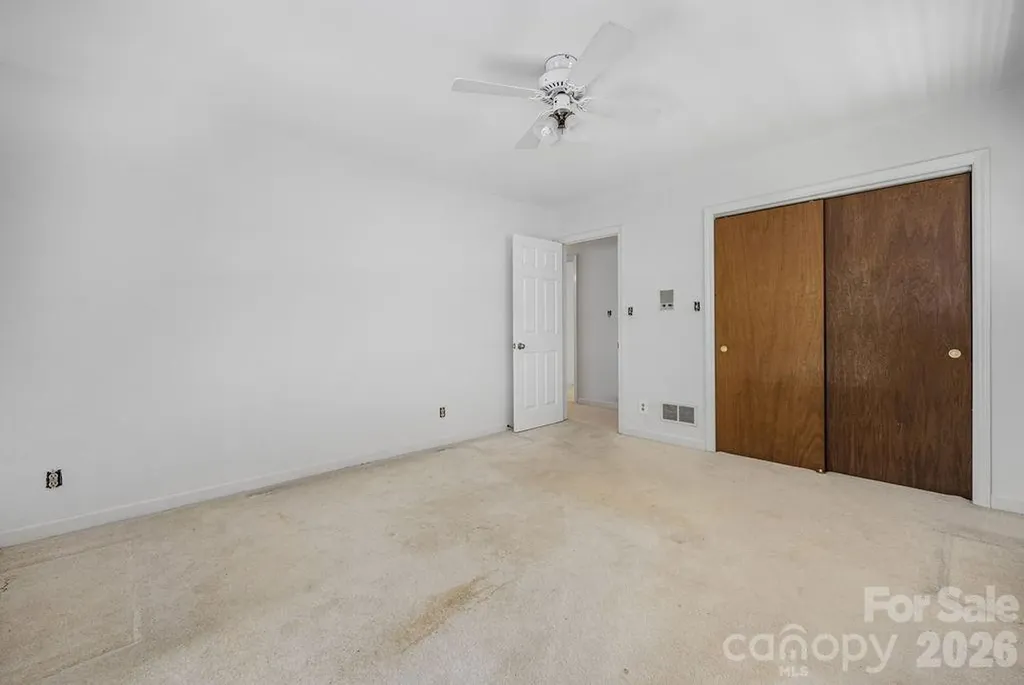 5022 Cheviot Road Charlotte NC 28269
