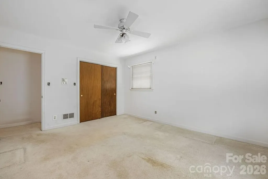 5022 Cheviot Road Charlotte NC 28269