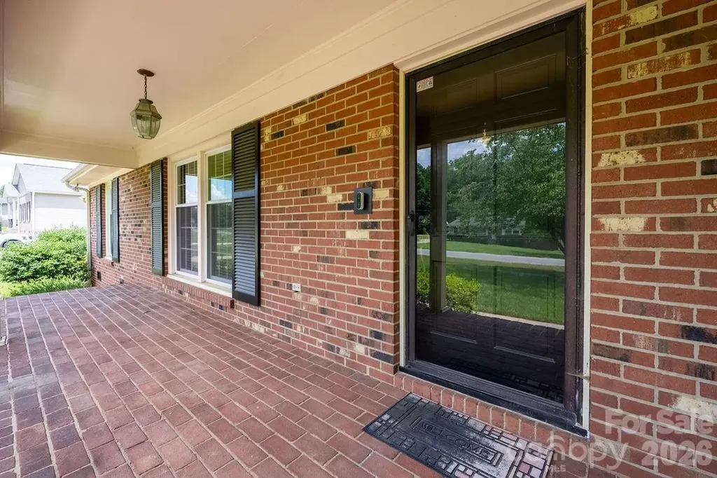5022 Cheviot Road Charlotte NC 28269